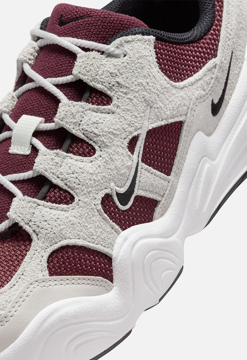 Nike - Nike Tech Hera