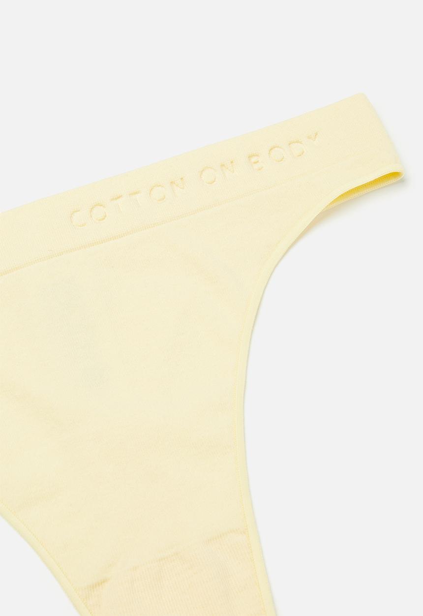 Cotton On - Seamless High Cut G String Brief - Panna Cotta