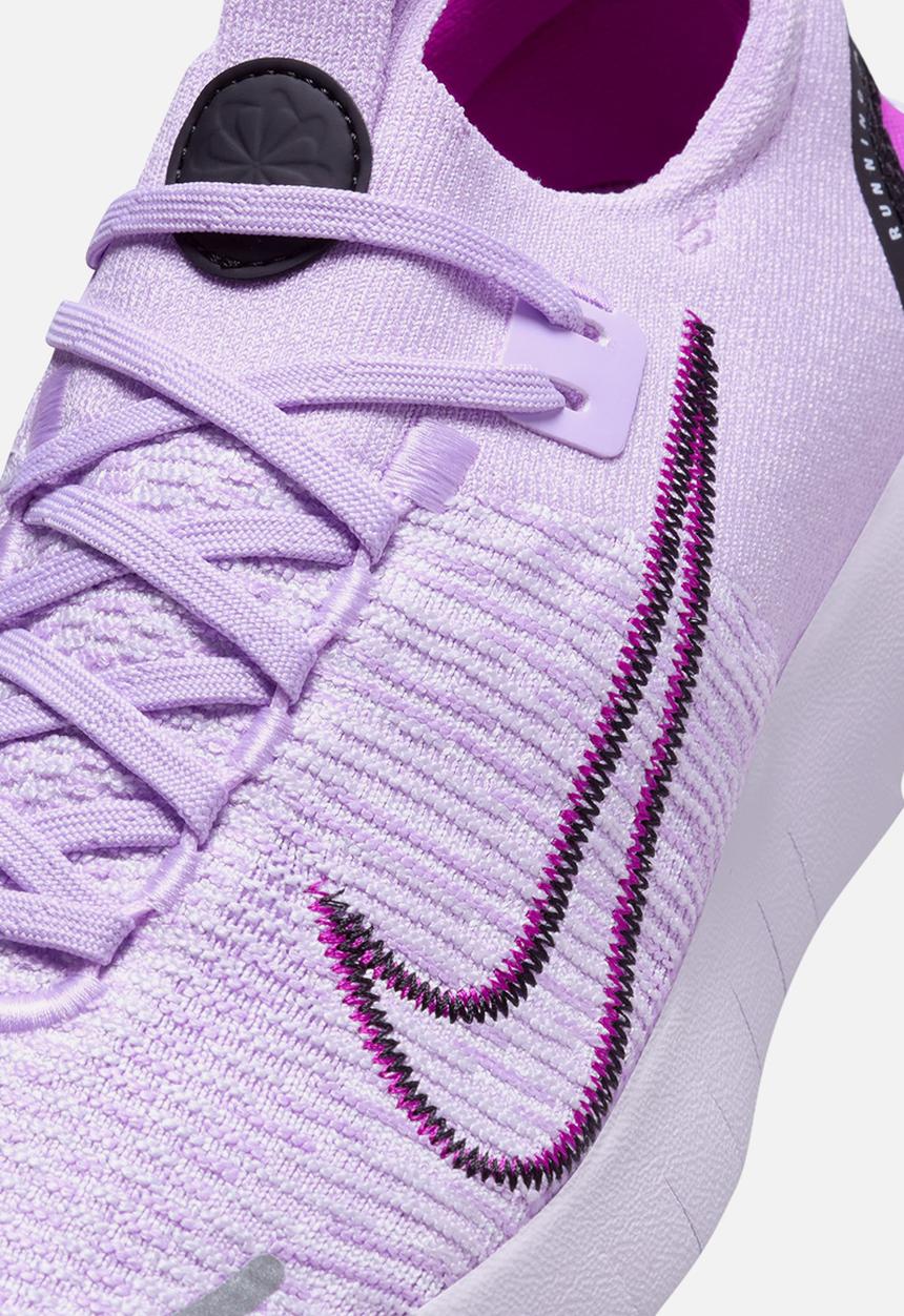 Nike - Nike Free RN NN