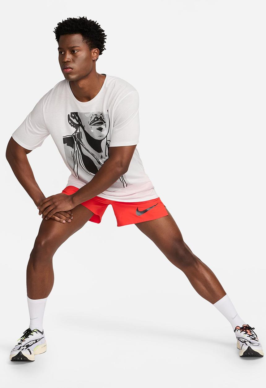 Nike - Flex Stride Run Energy 5" Shorts- picante red/blackanthracite/black