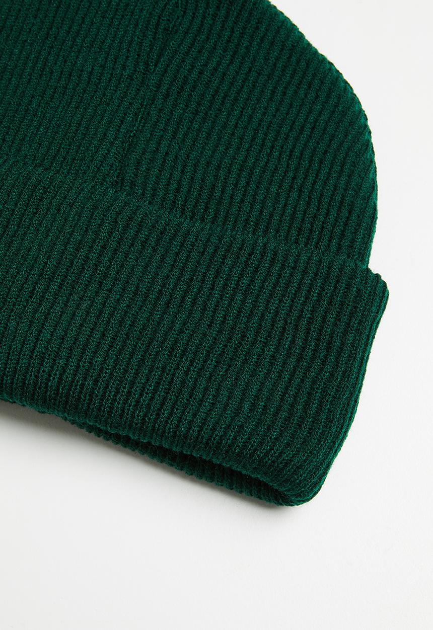 Superbalist - Knitted rib beanie - emerald