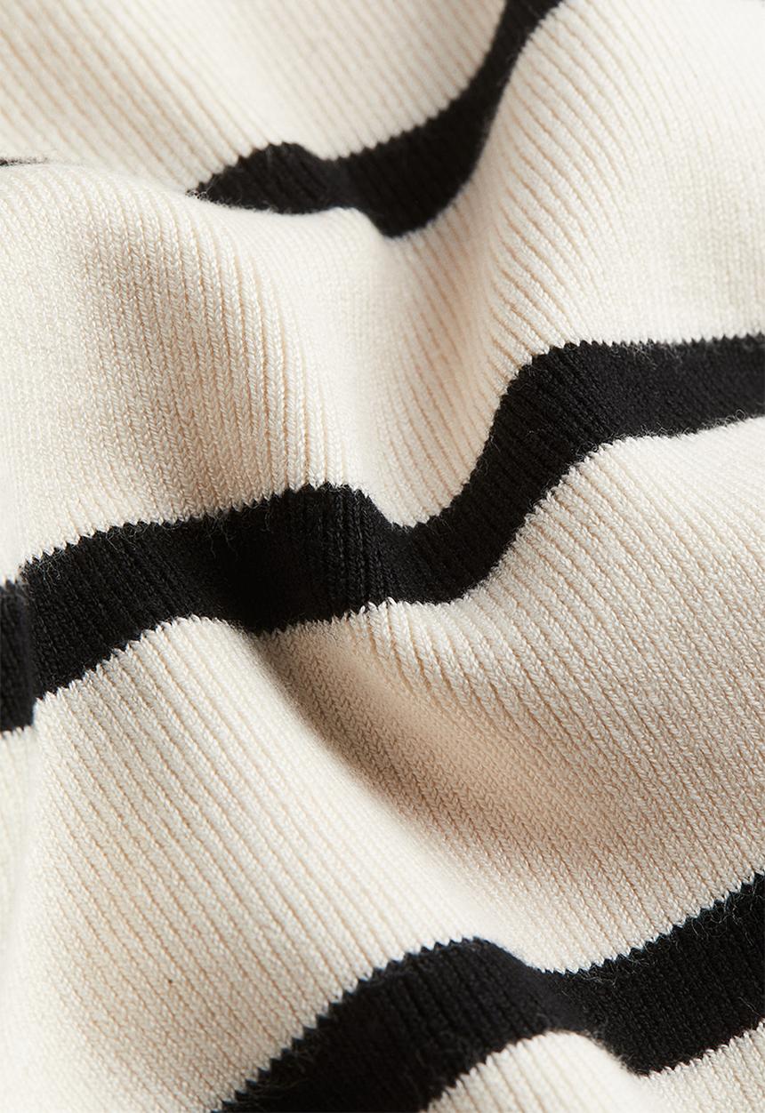 H&M - Shoulder-pad jumper - cream & black striped