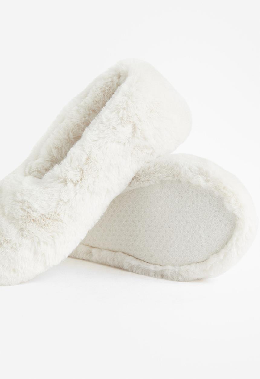 H&M - Soft indoor slippers - white