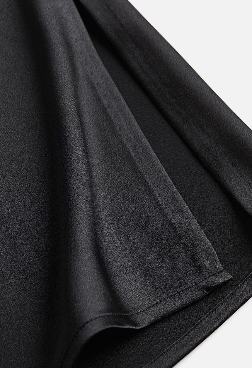H&M - Satin skirt - black