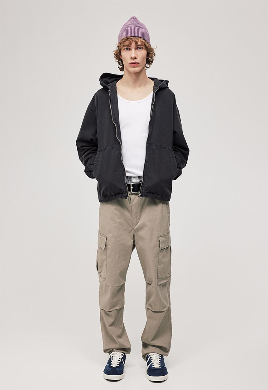 H&M - Regular fit cargo trousers - beige
