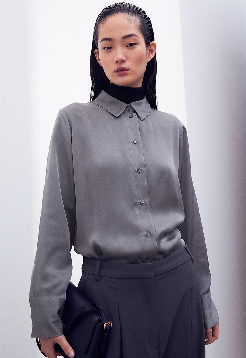 H&M - Pointed-collar shirt - grey