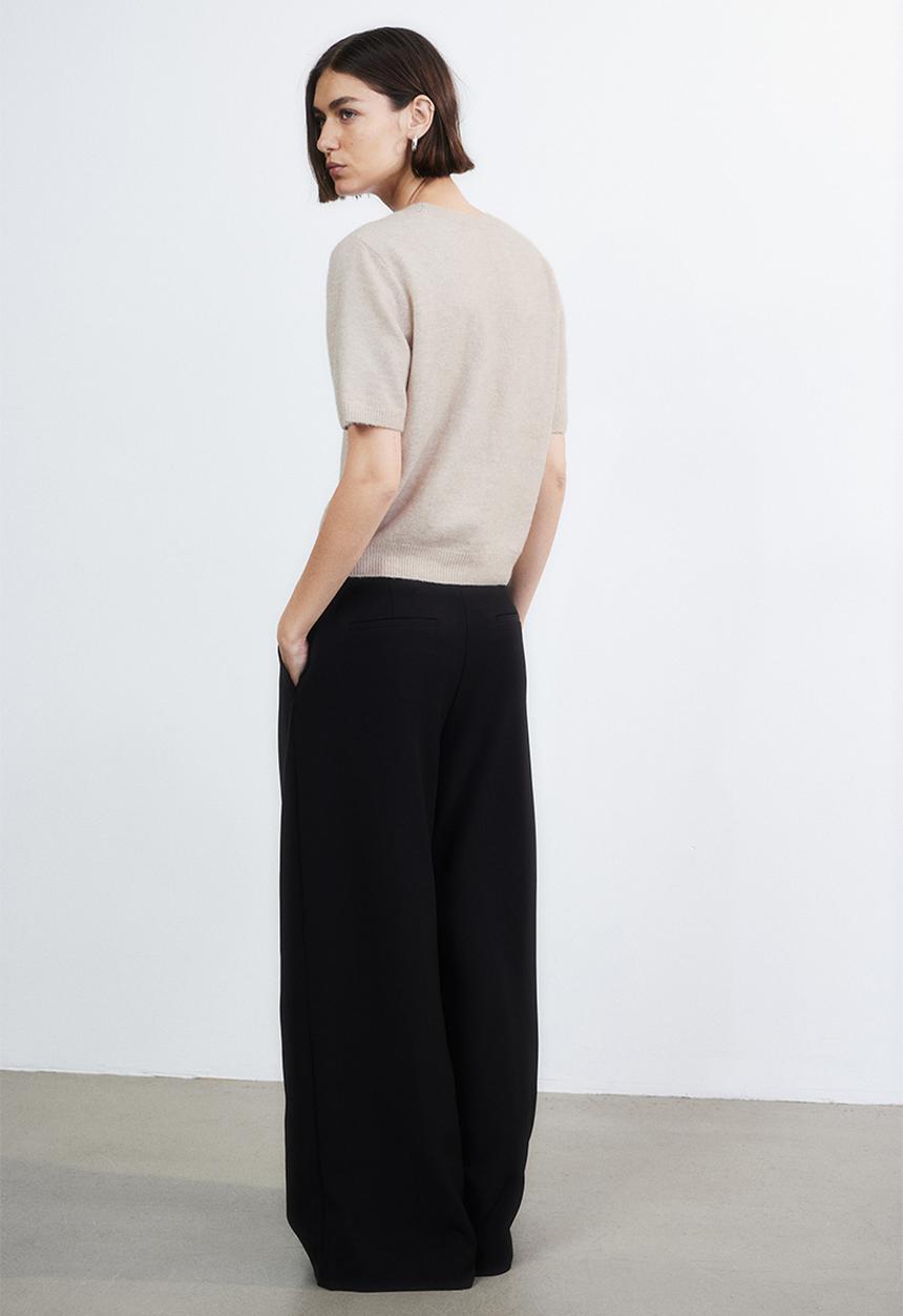 H&M - Fine-knit jumper - light beige 