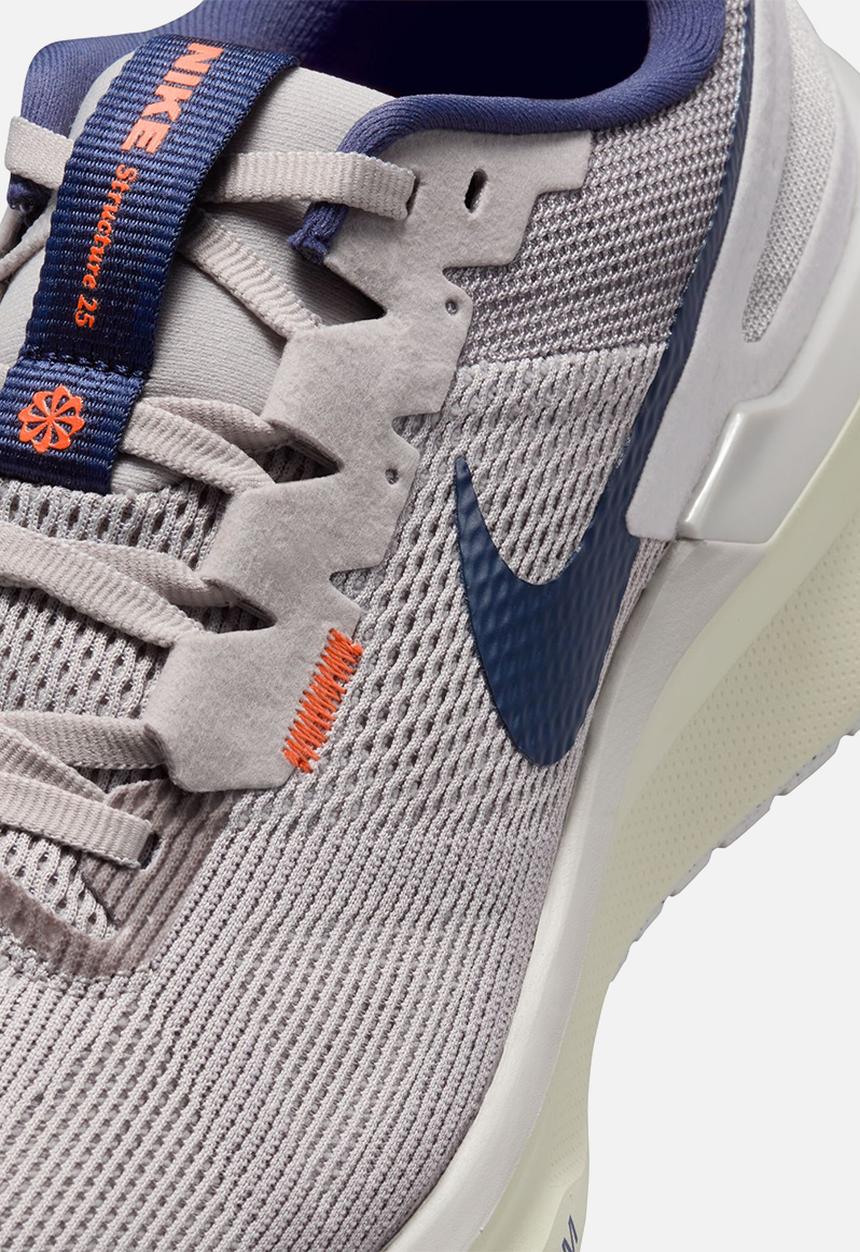 Nike - Nike Structure 25