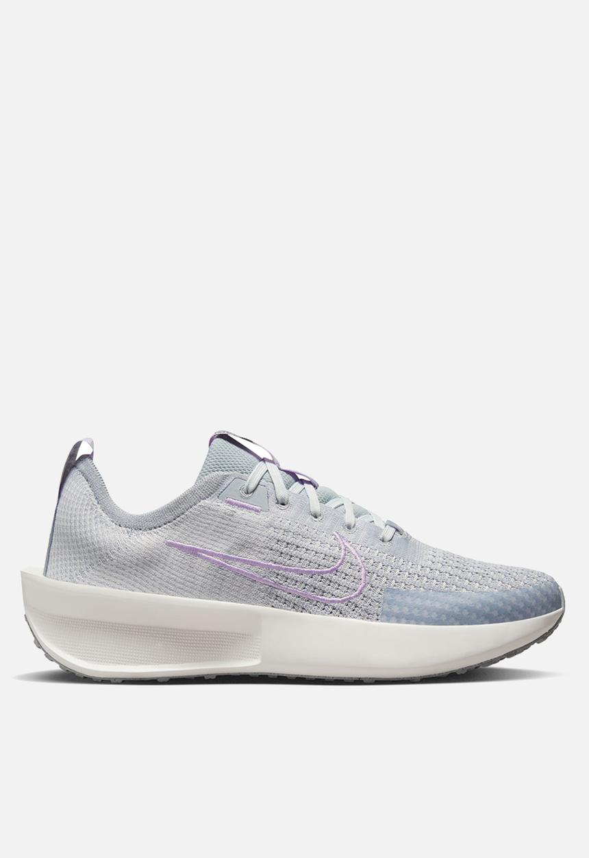 Nike - Nike Interact Run