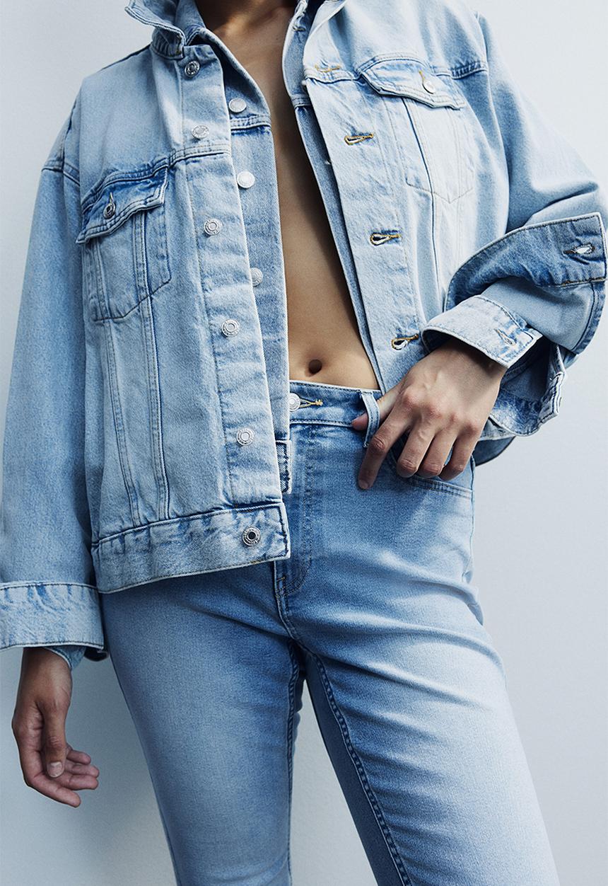 H&M - Curvy fit ultra high ankle jeggings - light denim blue