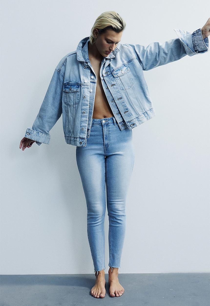 H&M - Curvy fit ultra high ankle jeggings - light denim blue