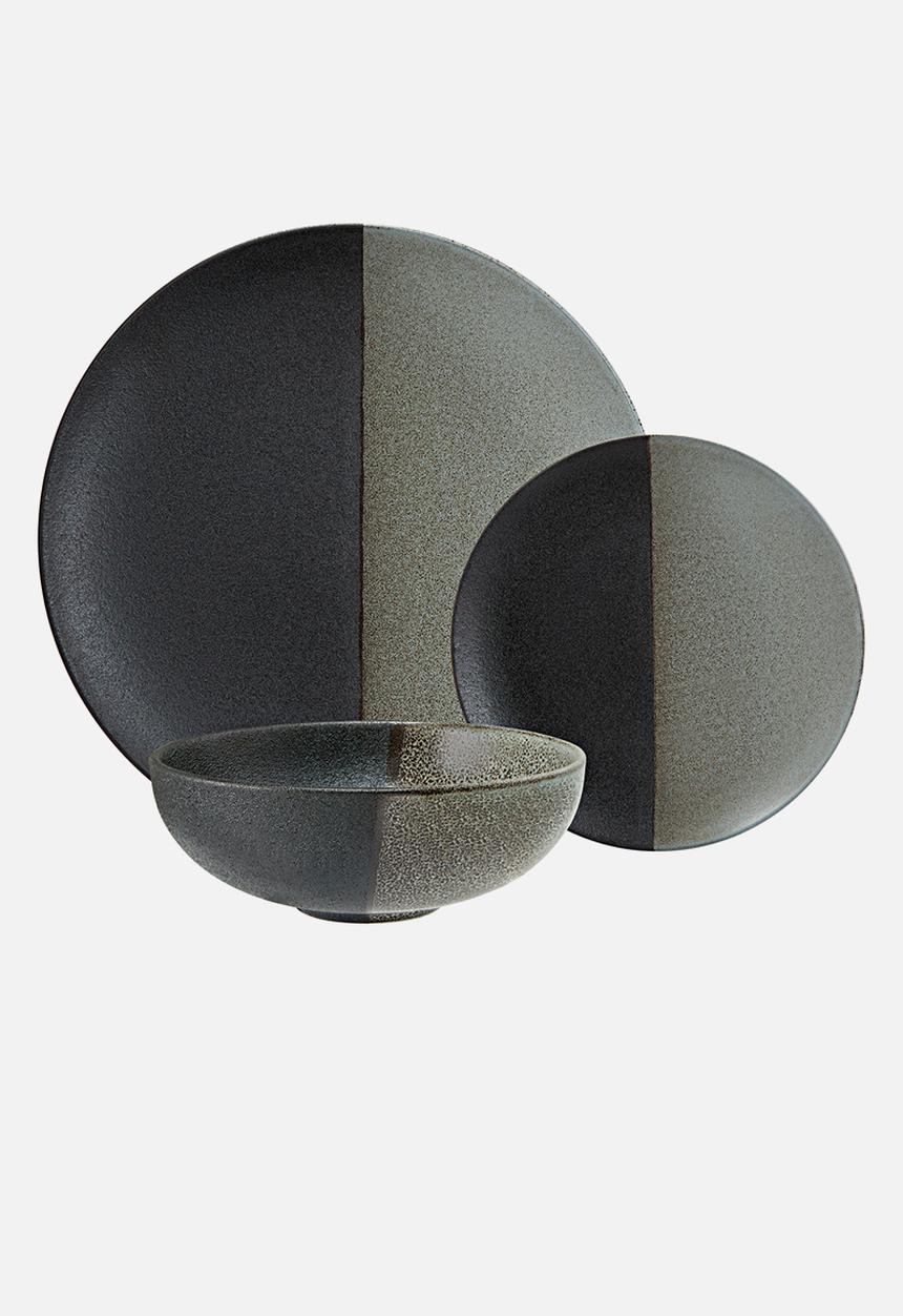 Maxwell & Williams - Umi Coupe 12 Piece Dinner Set - two toned