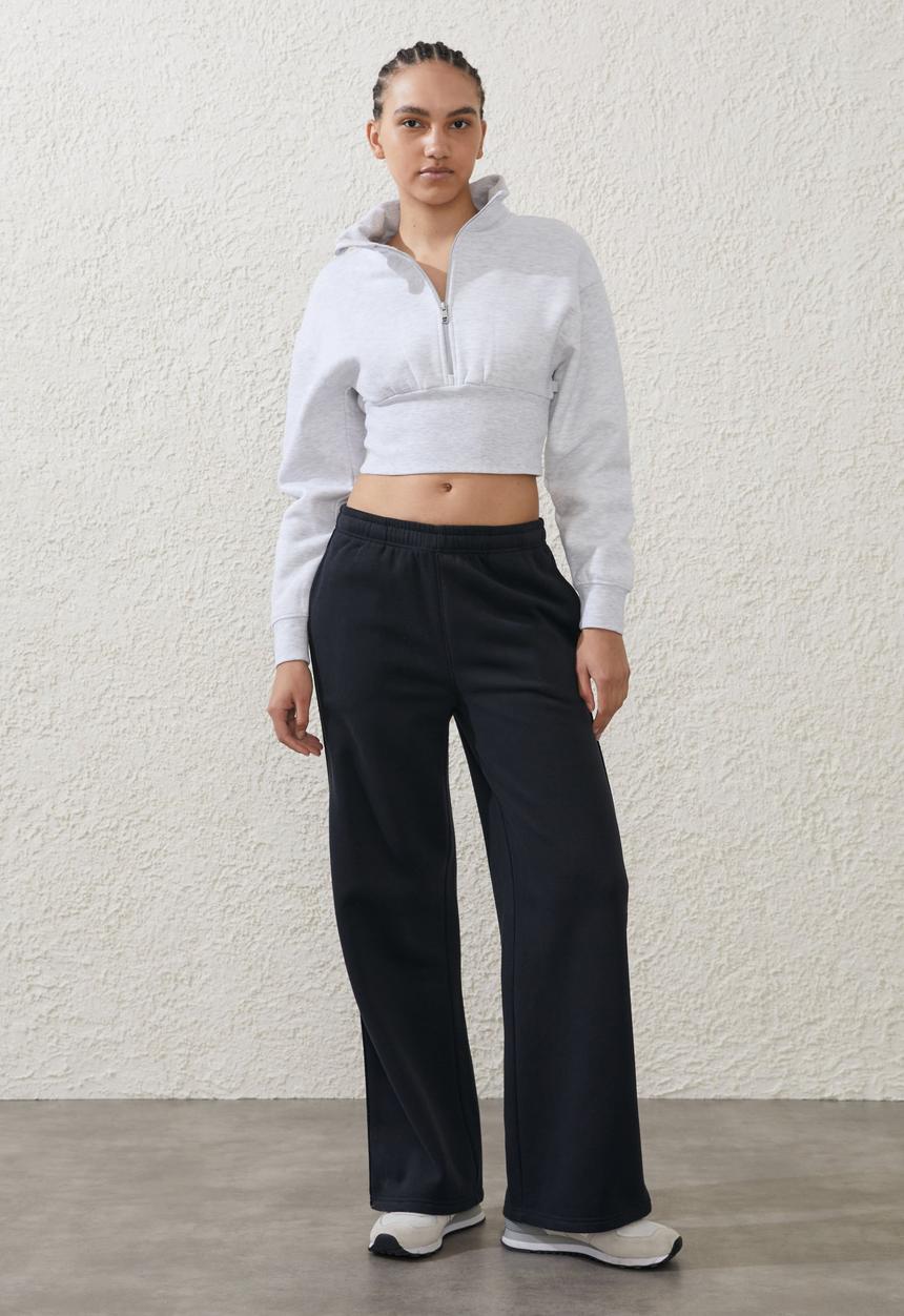 Cotton On - Plush Essential Straight Leg Trackpant - Black