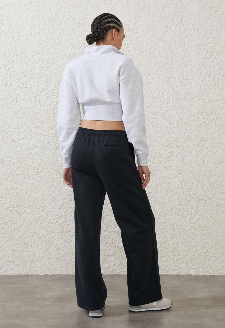 Cotton On - Plush Essential Straight Leg Trackpant - Black