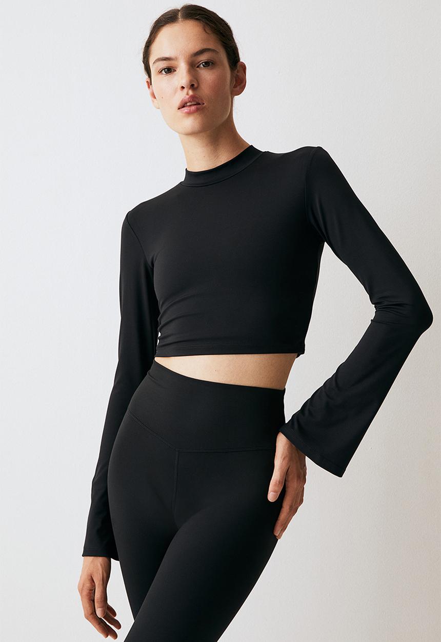 H&M - Softmove™ cropped sports top - black