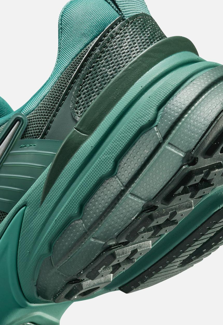 Nike - W NIKE V2K RUN