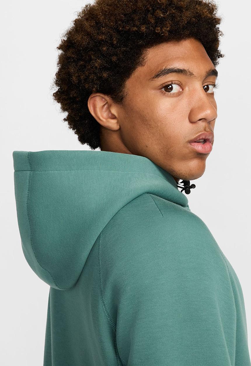 Nike - NSW Tech Fleece Pullover Hoodie - bicoastal/black