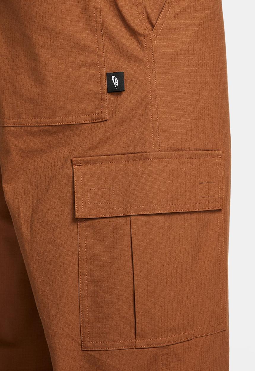 Nike - Club cargo pant - lt british tan
