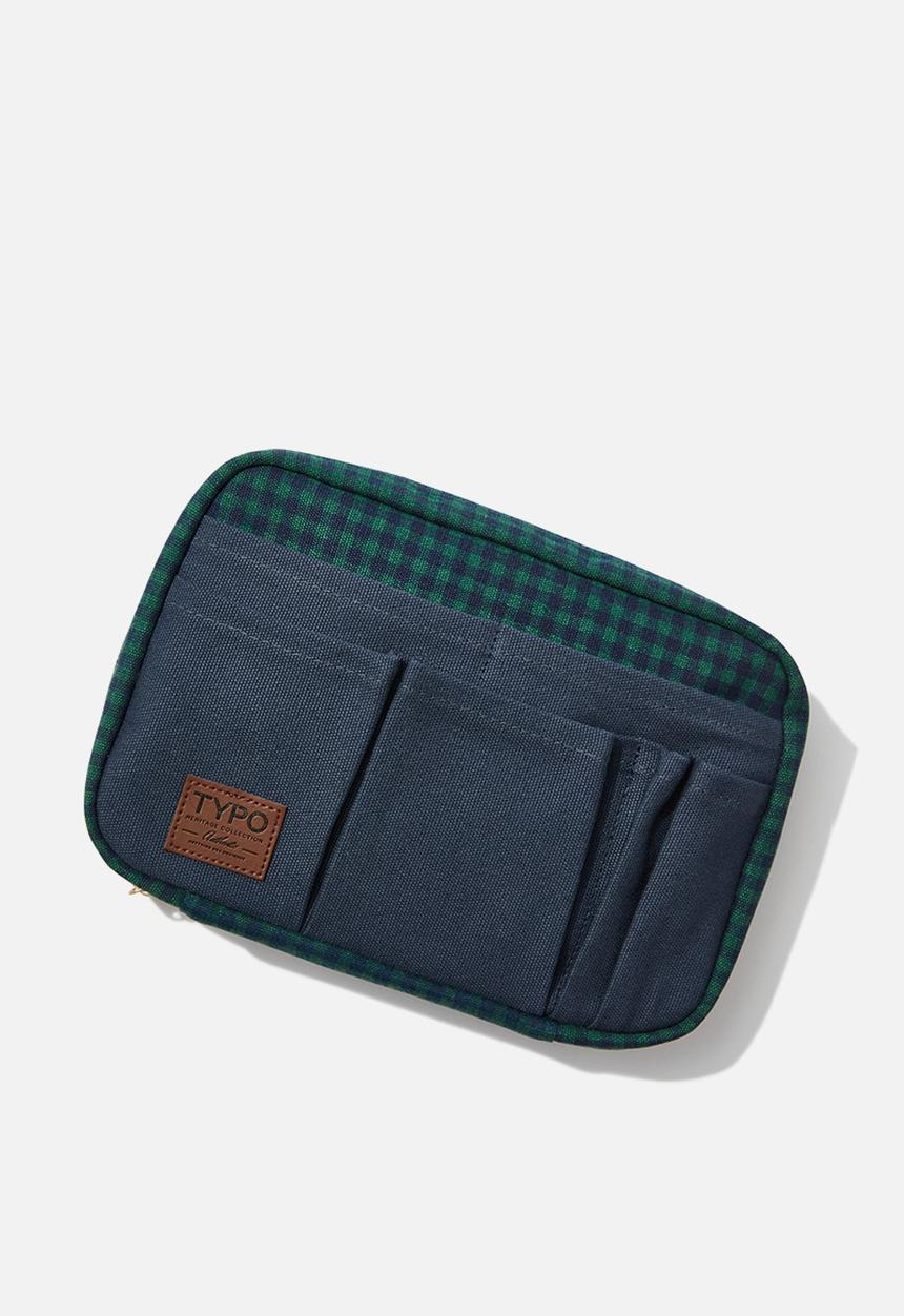 Typo - Collegiate utility case - navy