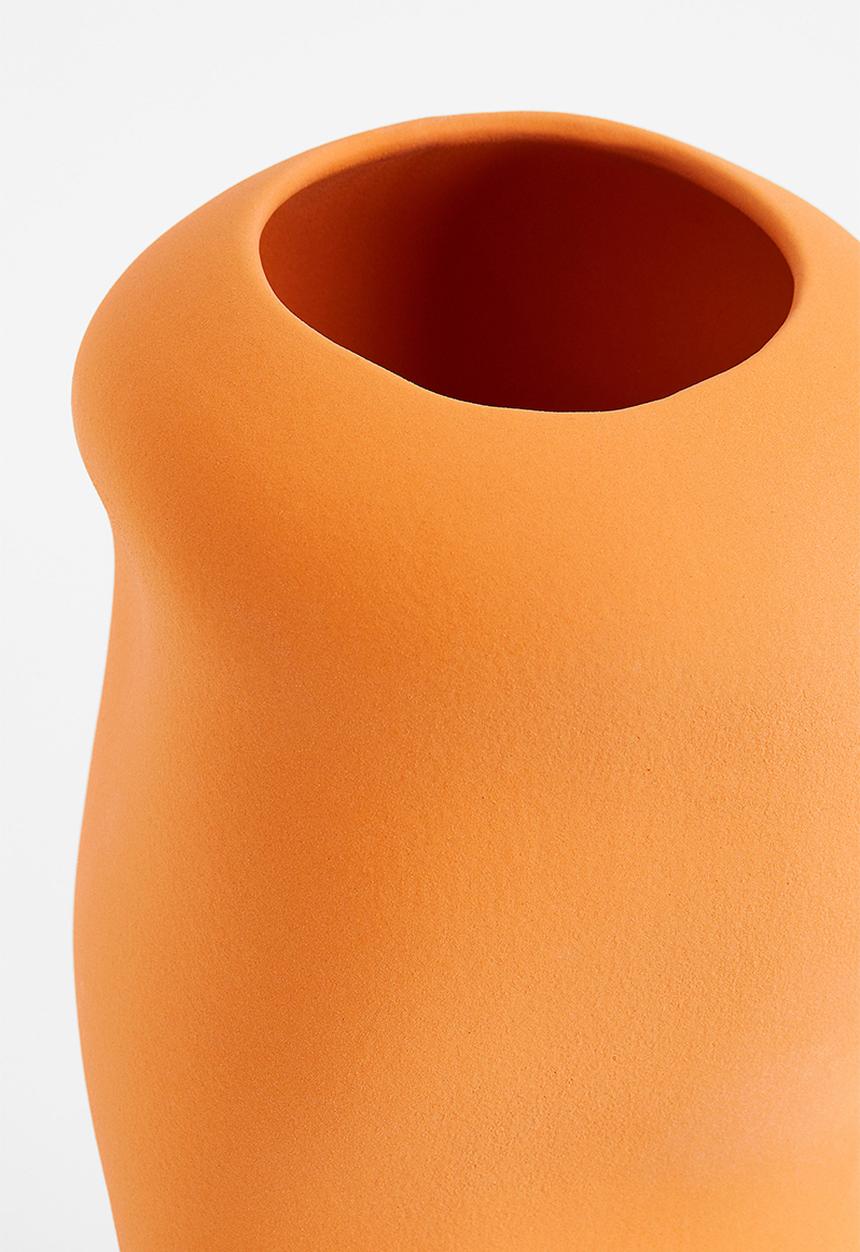 H&M - Tall terracotta vase - yellow