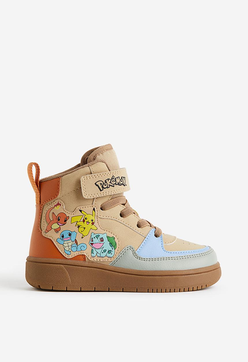 H&M - Hi-top trainers - beige & pokémon