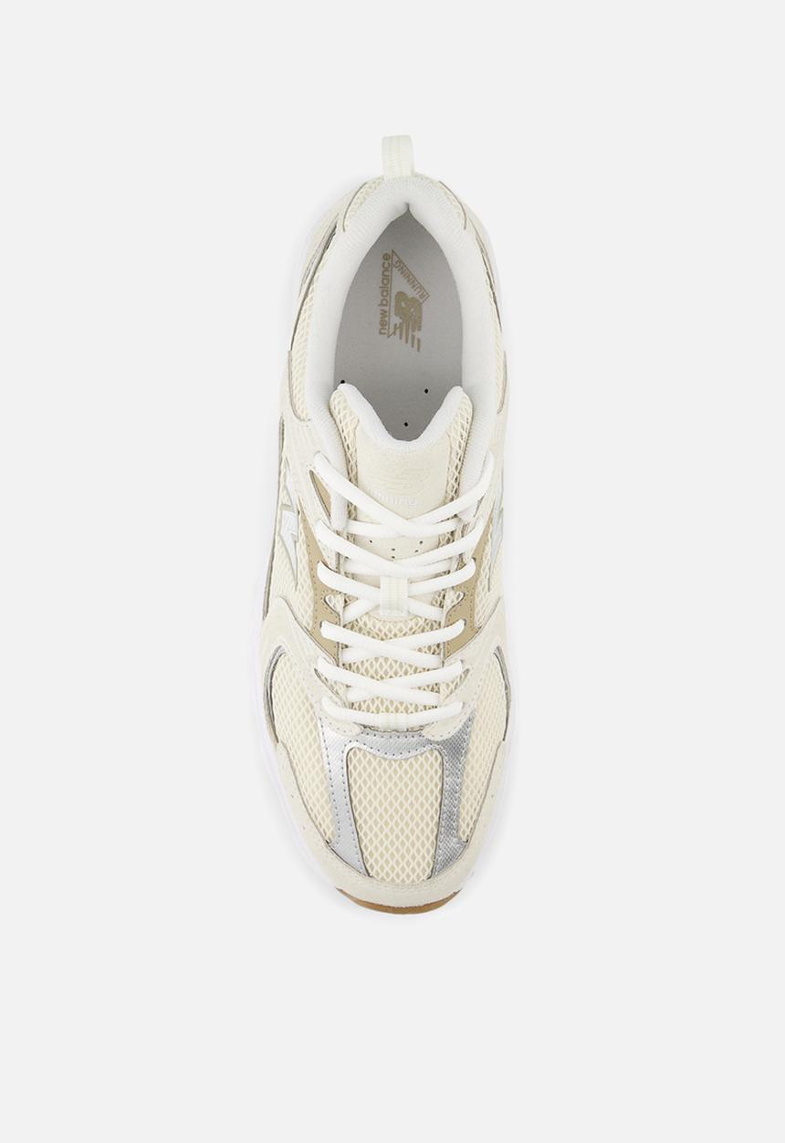 New Balance  - MR530