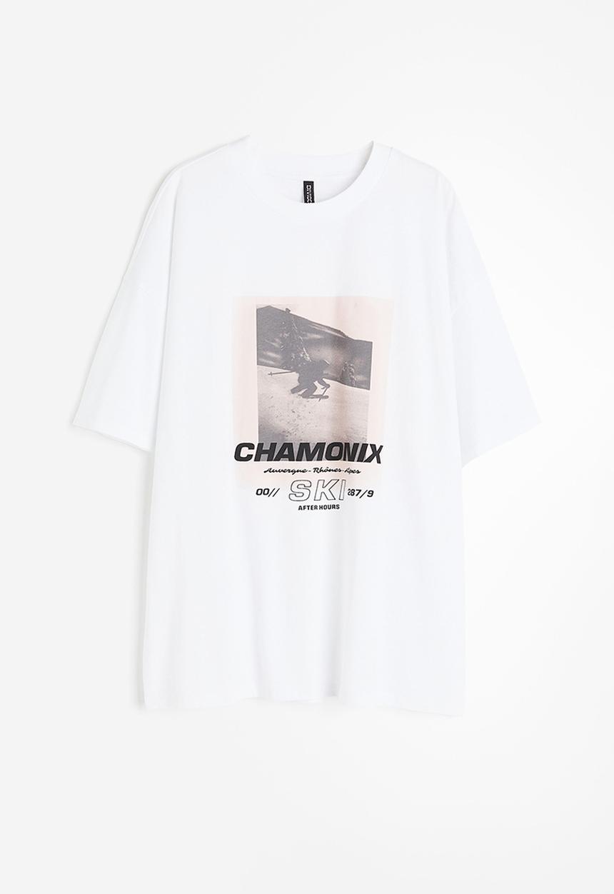 H&M - Oversized printed t-shirt - white/chamonix 