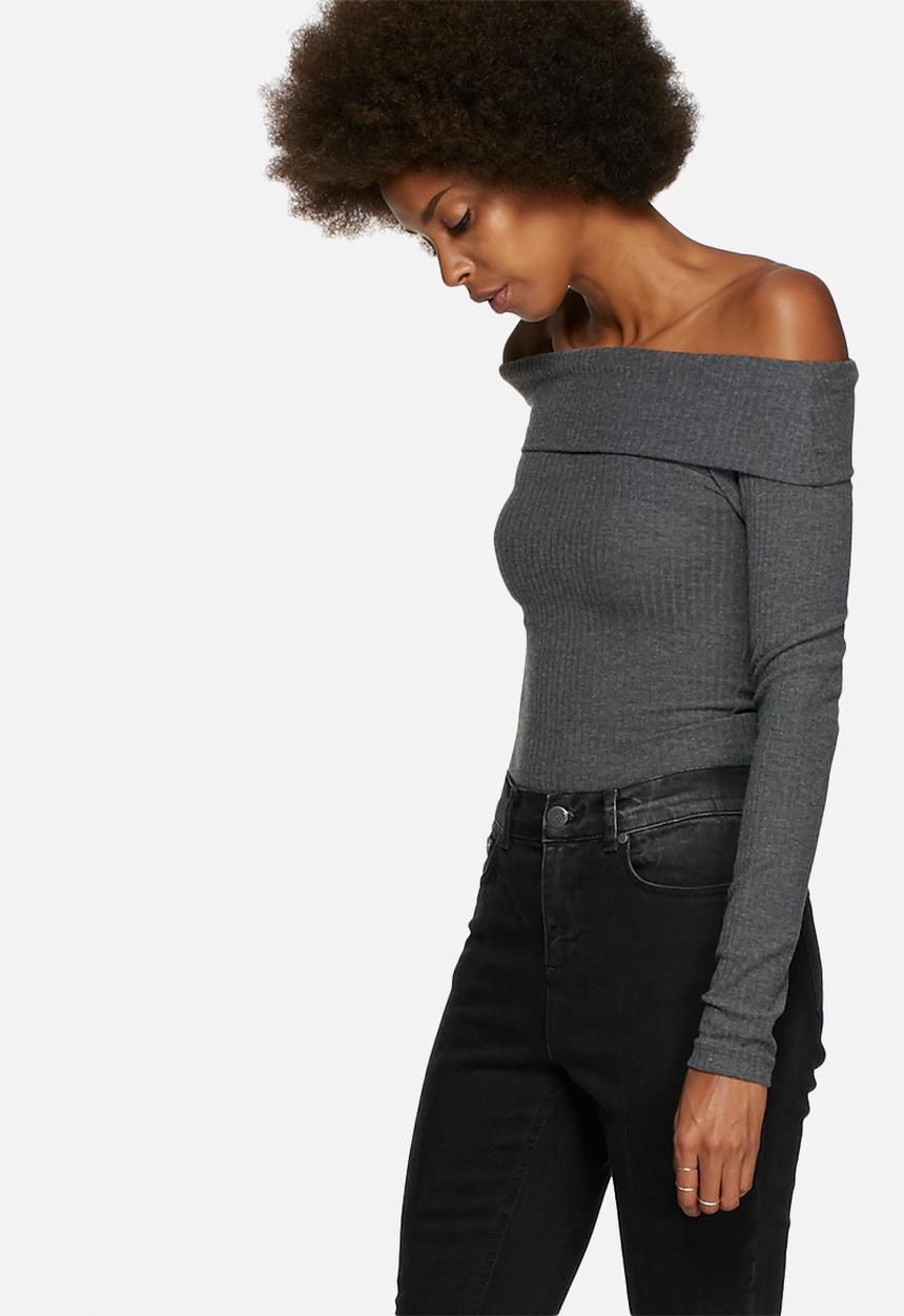 Pieces - Lilly Off Shoulder Top
