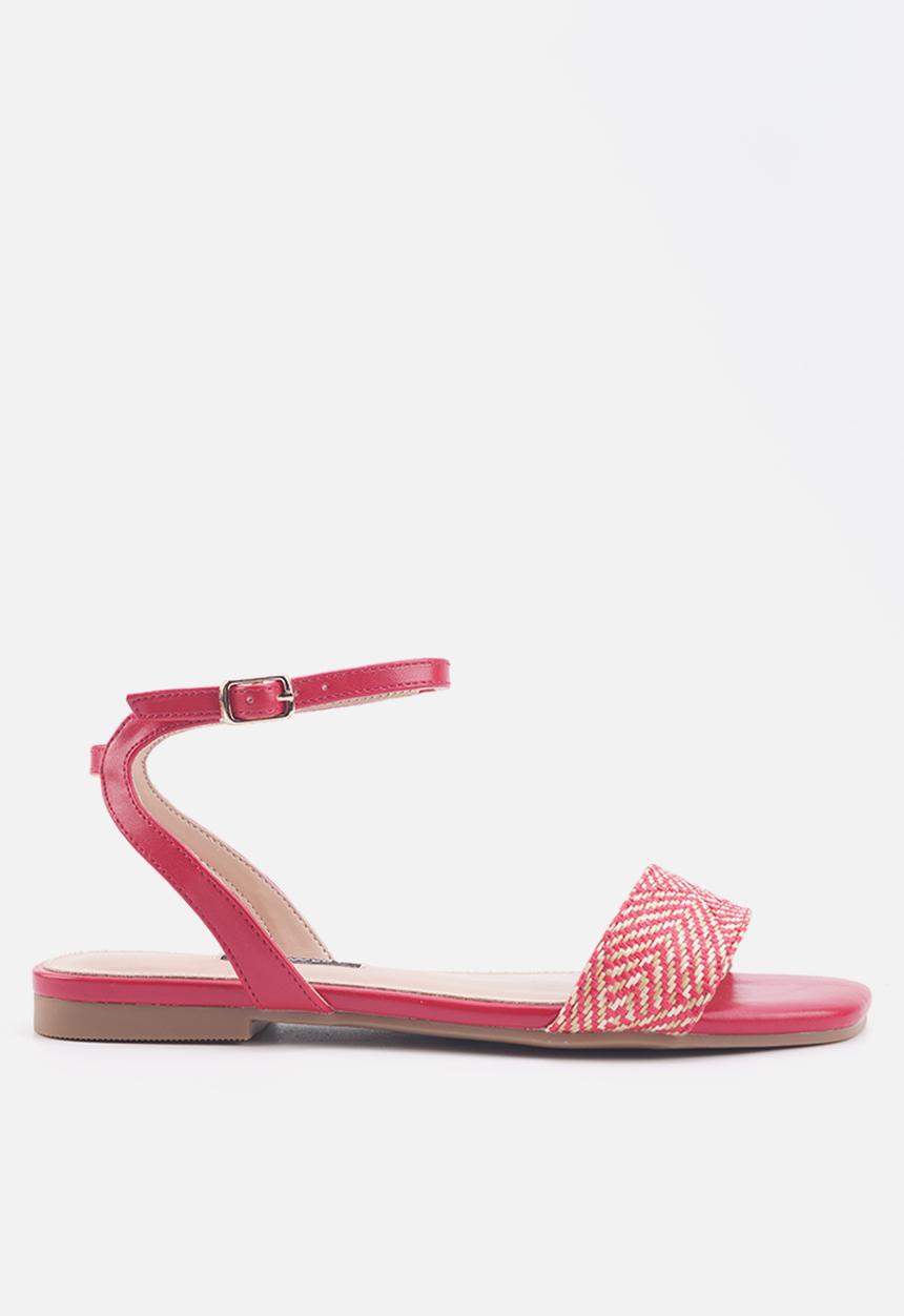 Nine West - Ararat ankle strap sandal - red
