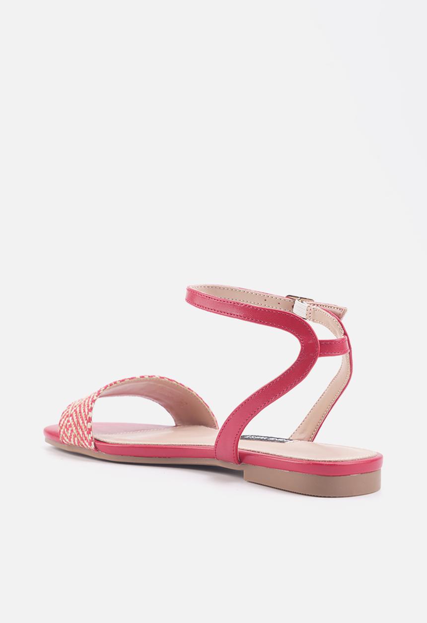 Nine West - Ararat ankle strap sandal - red