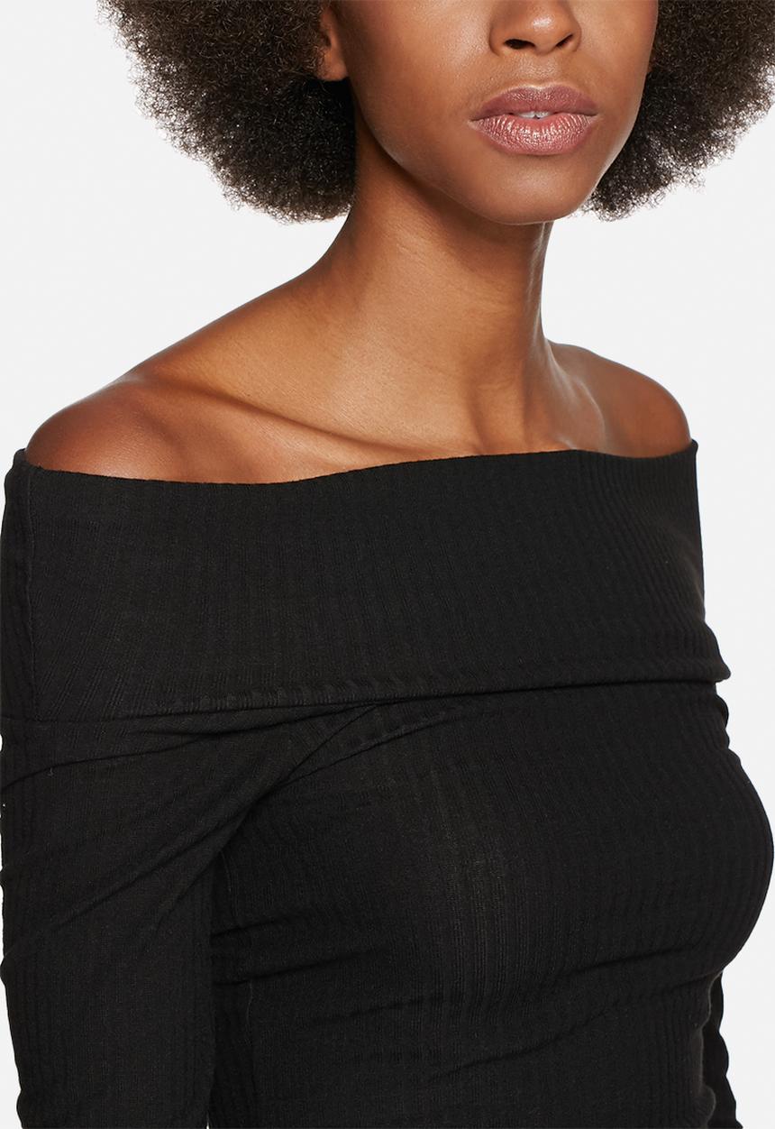 Pieces - Lilly Off Shoulder Top