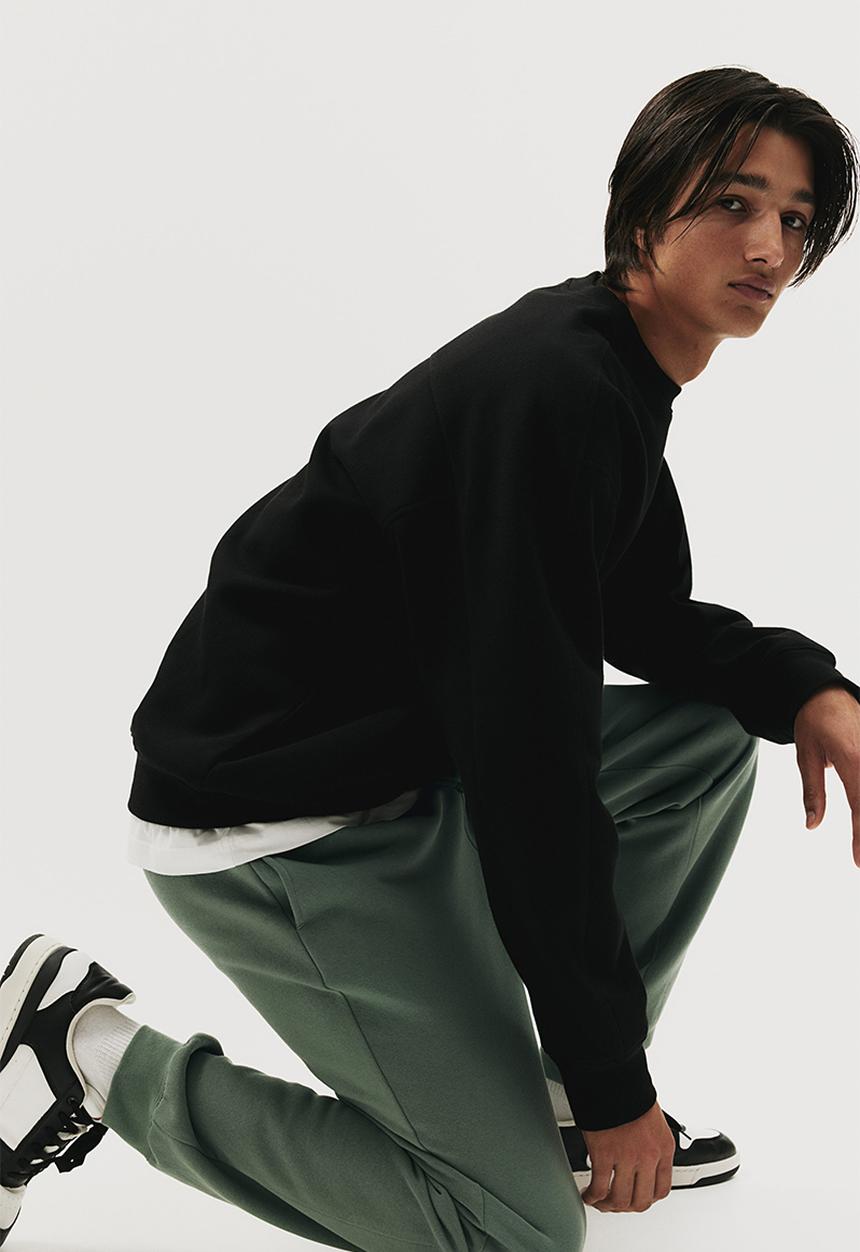 H&M - Regular fit sweatpants - khaki green