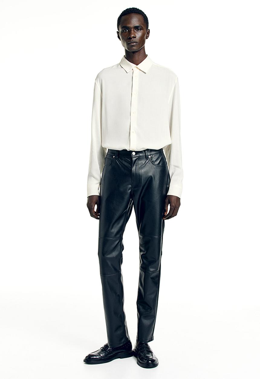 H&M - Regular fit viscose shirt - cream 