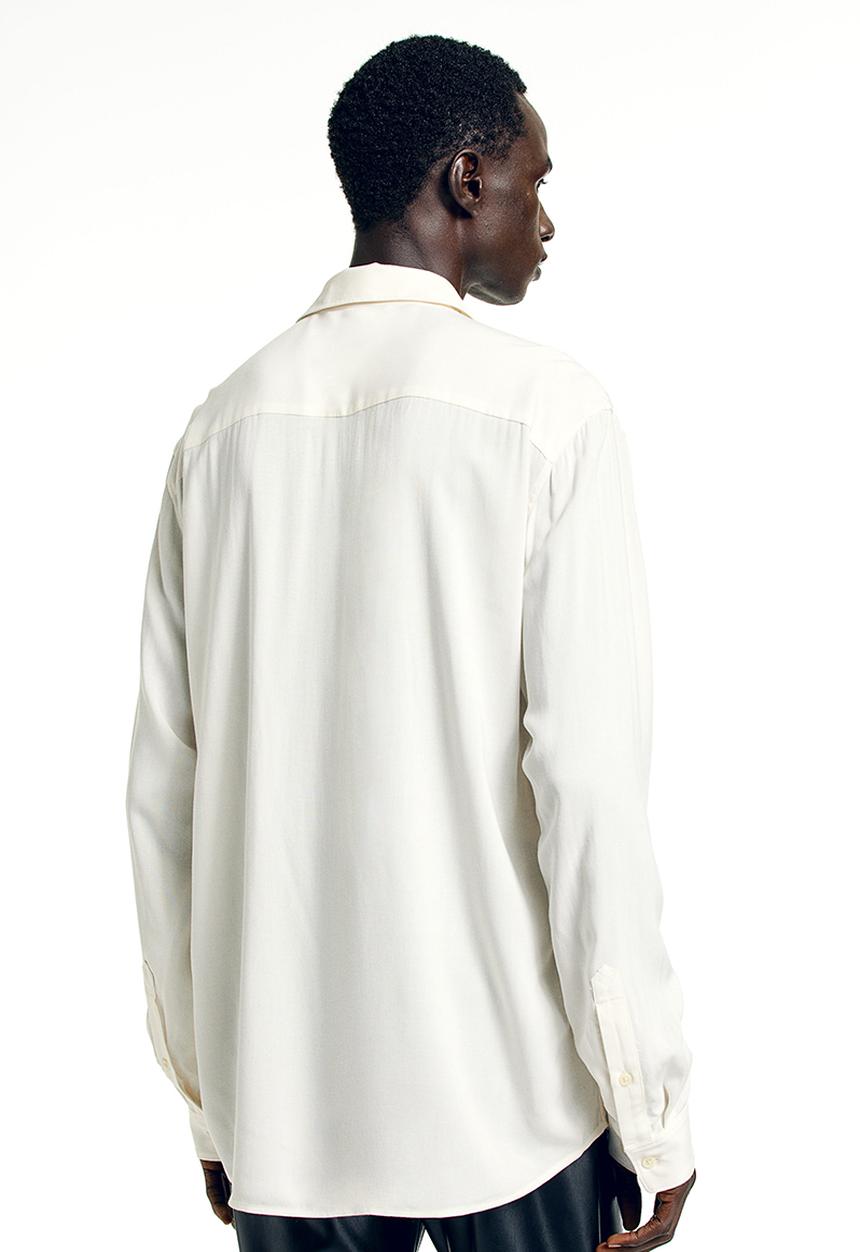 H&M - Regular fit viscose shirt - cream 