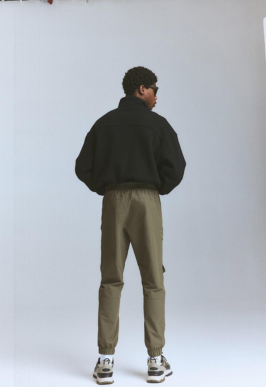 H&M - Sports cargo joggers - khaki green 