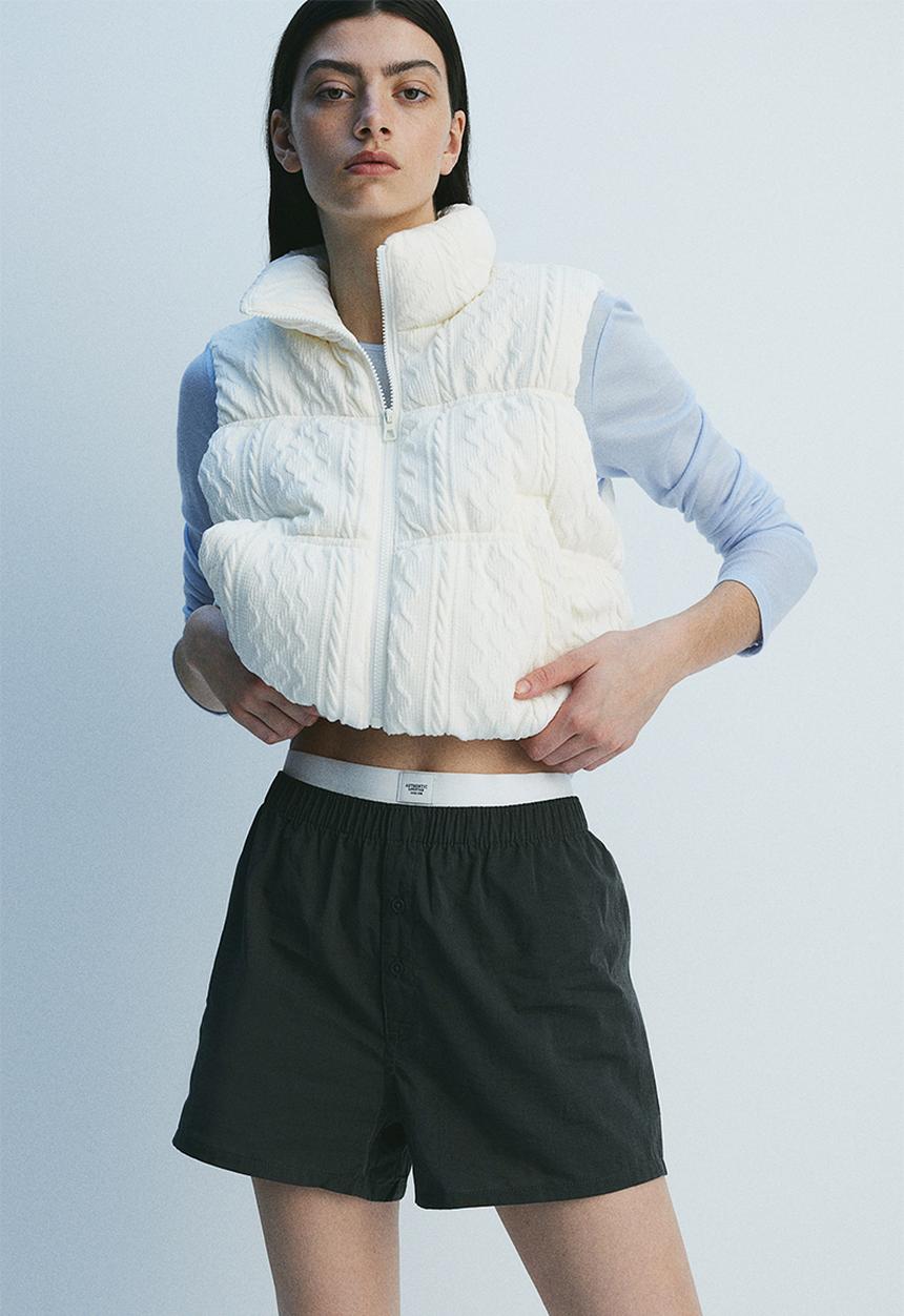 H&M - Textured-weave puffer gilet - cream
