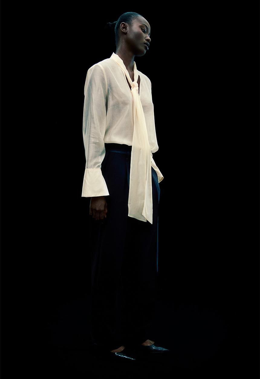 H&M - Tie-neck blouse - light beige
