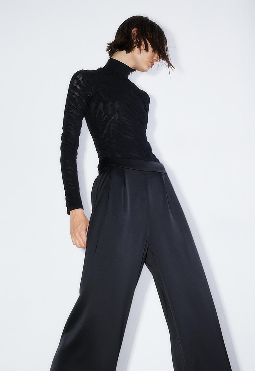 H&M - Wide trousers - black