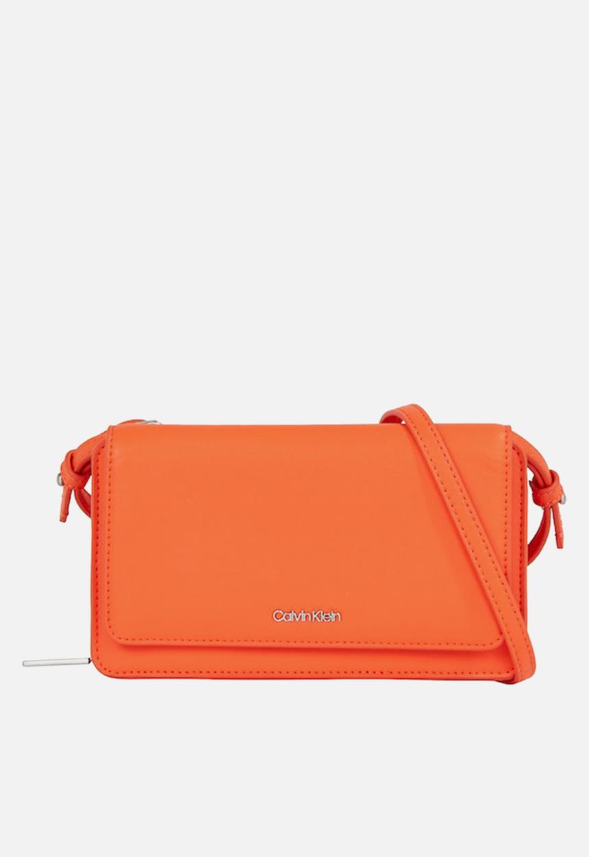 Calvin Klein - Must mini bag - flame orange