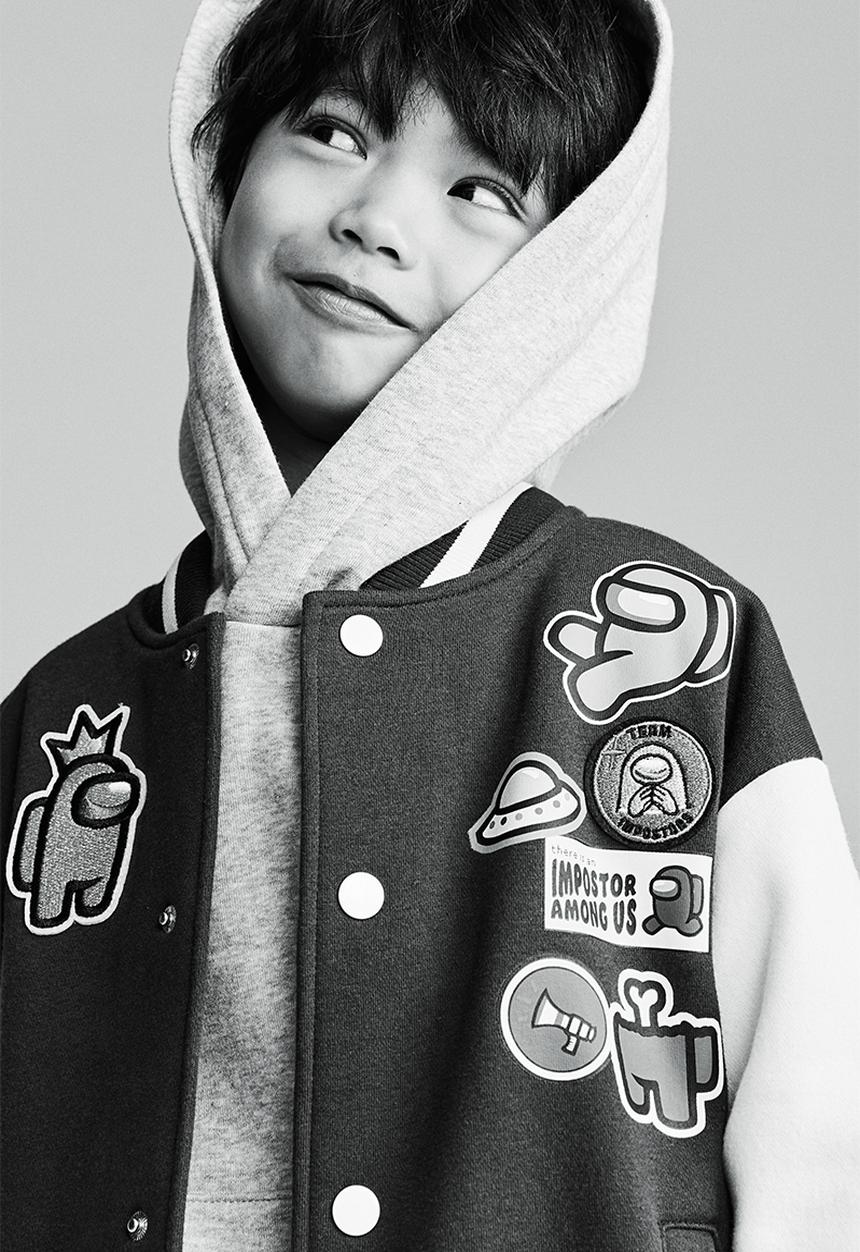 H&M - Oversized printed baseball jacket - dark grey/among us