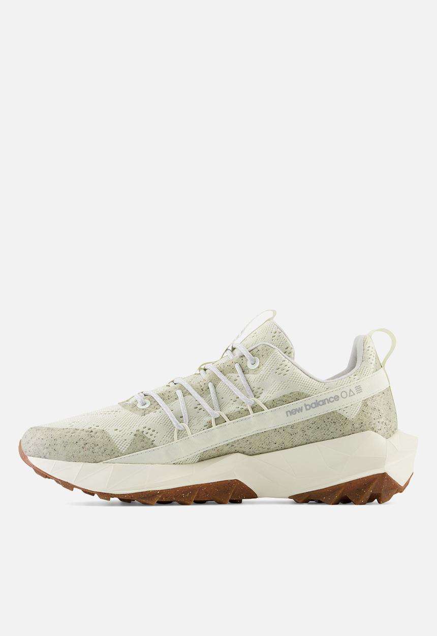 New Balance  - Dynasoft tektrel - sea salt