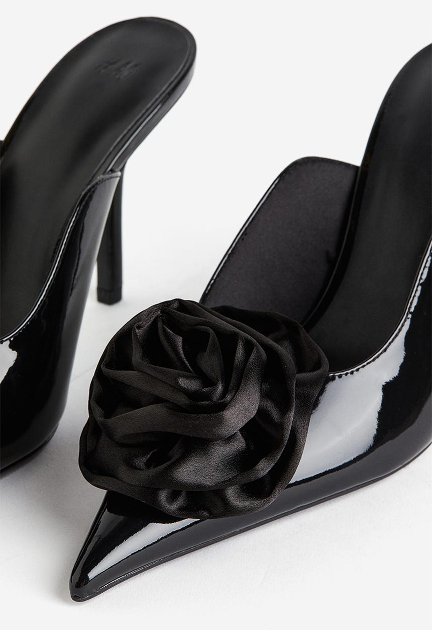 H&M - Appliquéd heels - black