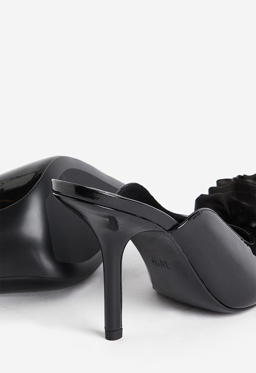 H&M - Appliquéd heels - black
