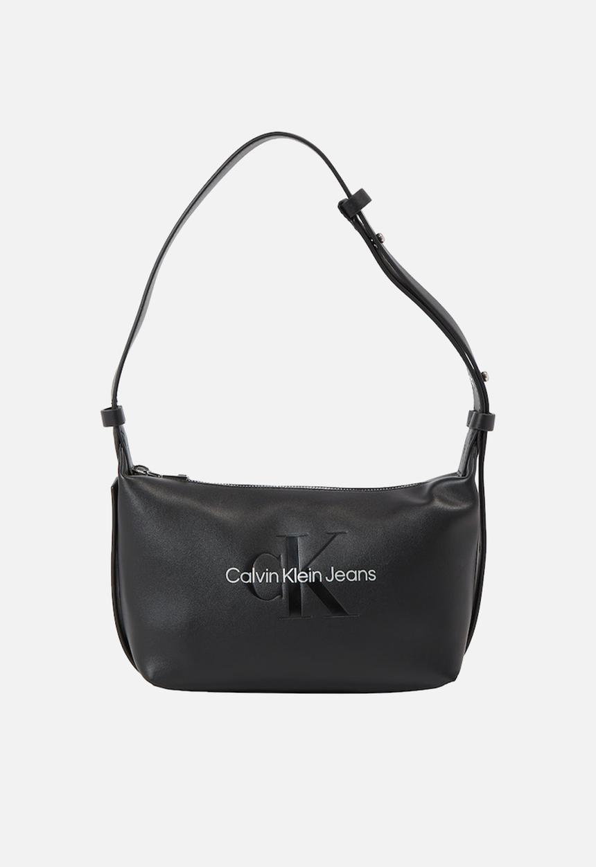 Calvin Klein - Sculpted shoulder bag- black