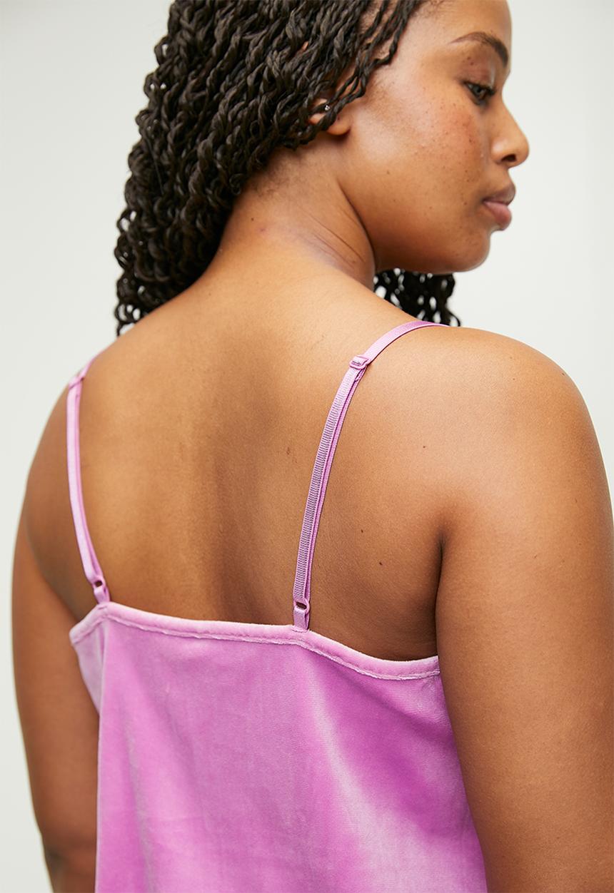 Hunkemoller - Plus Cami Velours Scallop Lace - violet