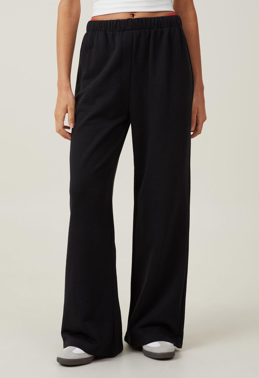 Cotton On - Classic Fleece Wide Leg Sweatpant - Black