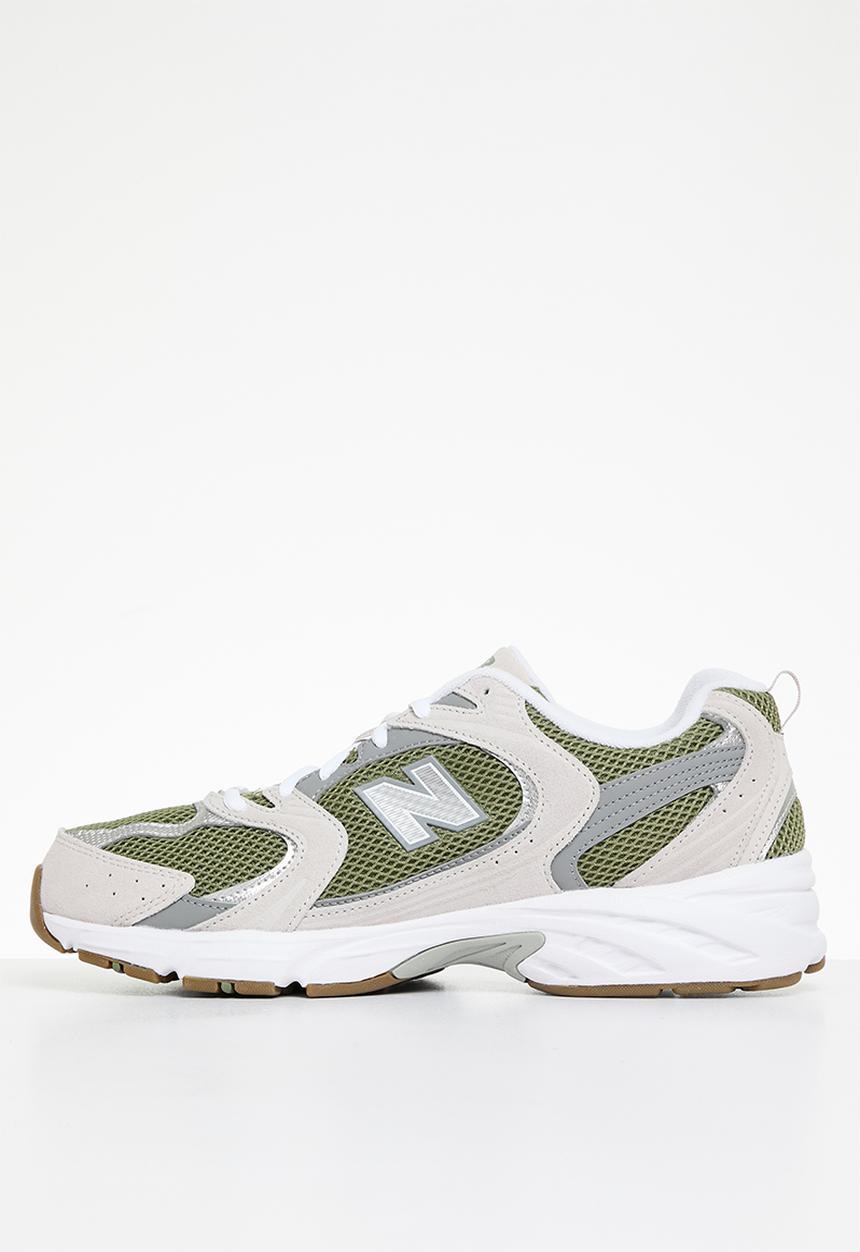 New Balance  - MR530