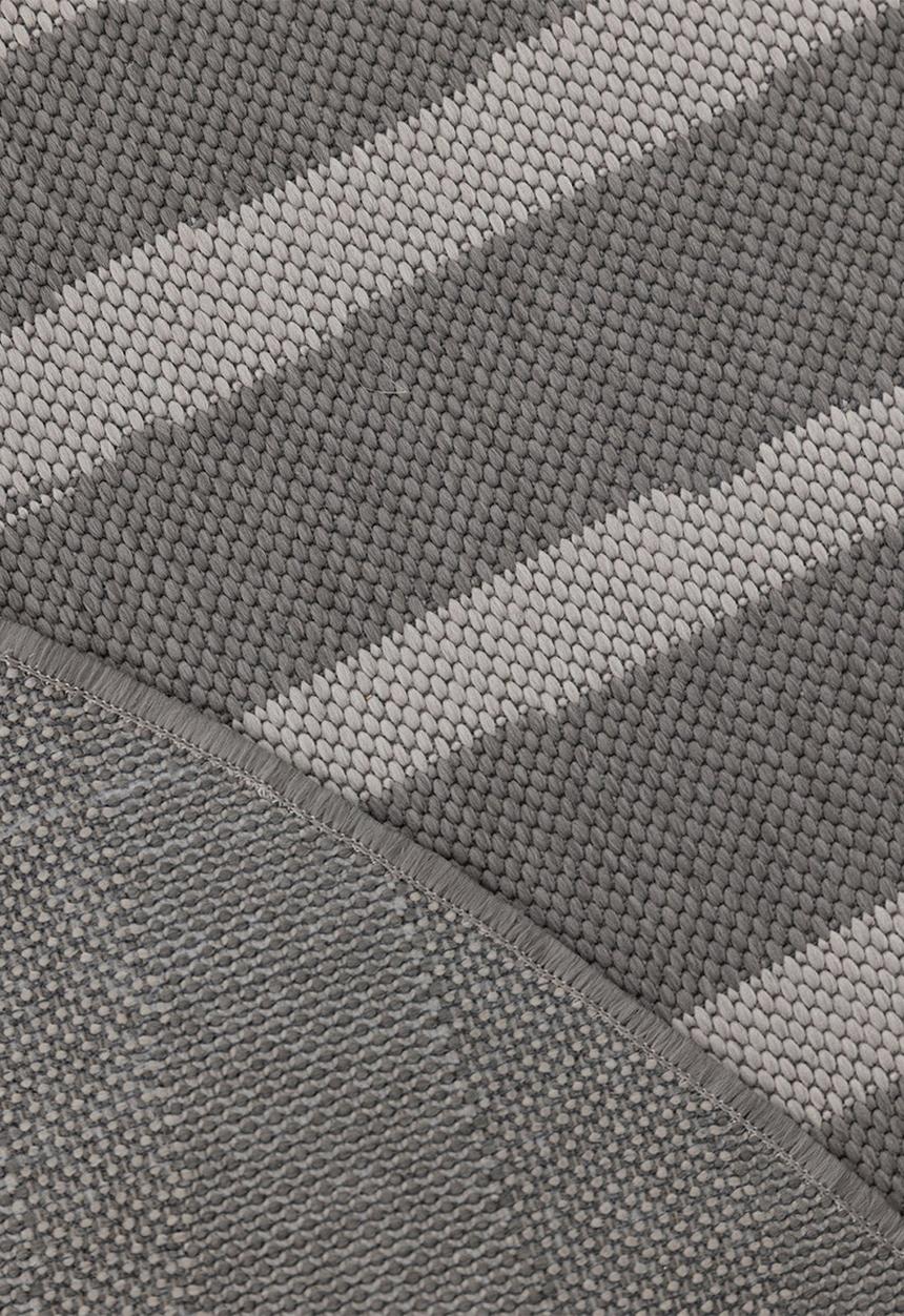 Hertex Fabrics - Right Circles Outdoor Rug - Pebble