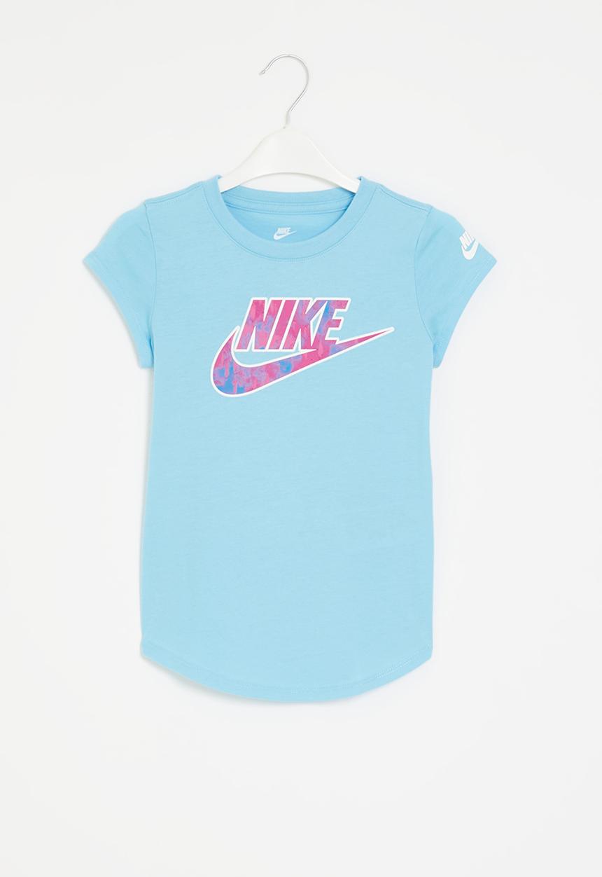 Nike - Nkg printed club tee - aquarius blue