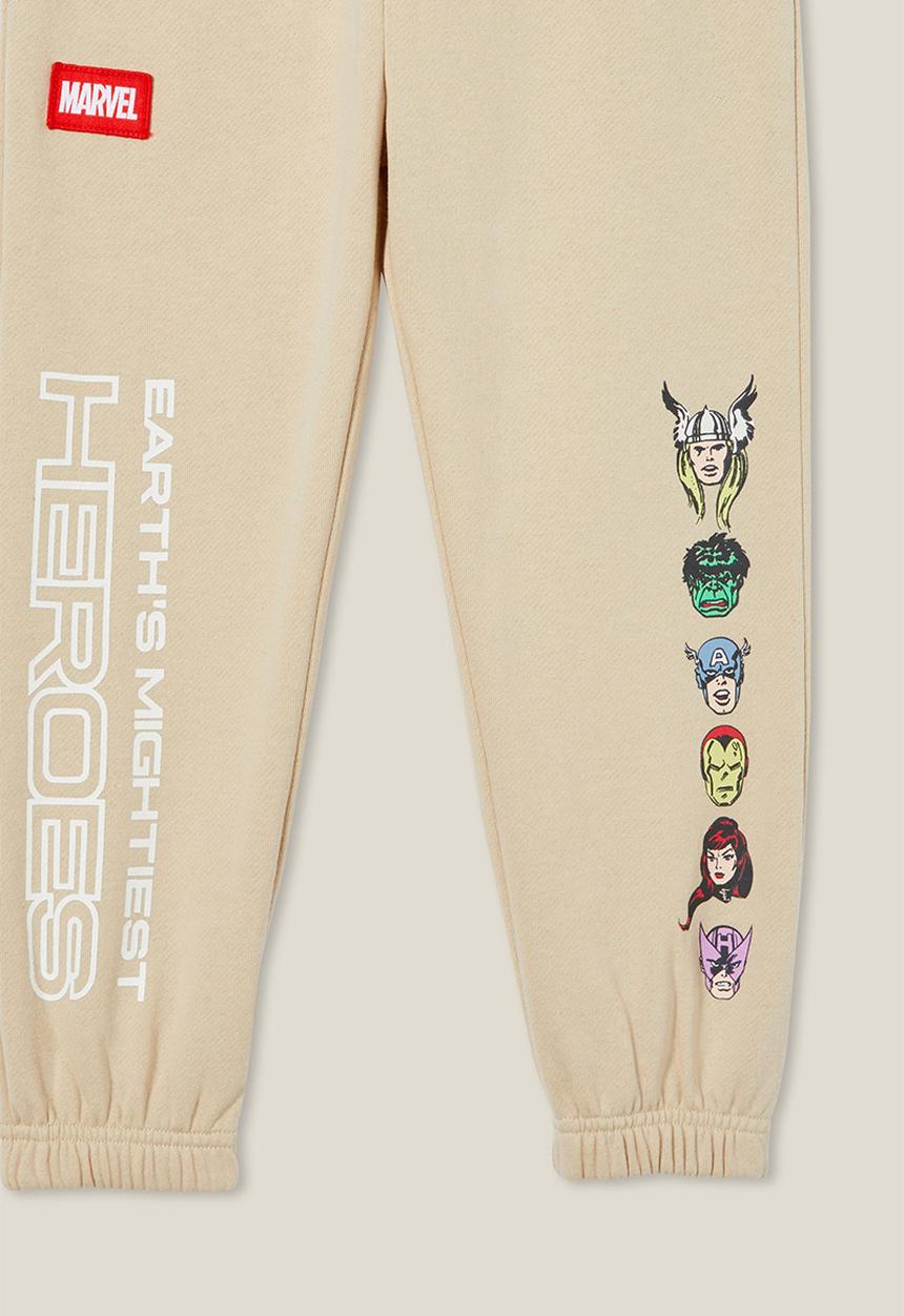 Cotton On - License marlo trackpant - lcn mar rainy day/avengers heroes